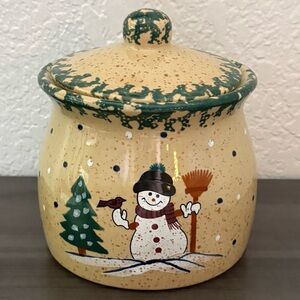 Country Snowman Stoneware Crock with Lid/Cookie Jar